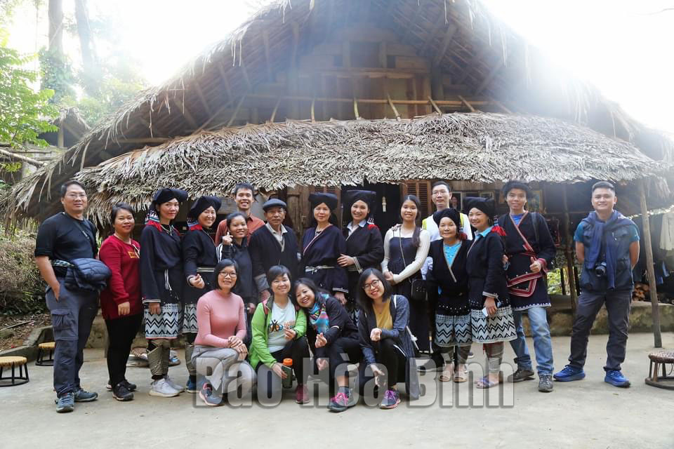 Khám phá du lịch cộng đồng xóm Sưng tại Hòa Bình
