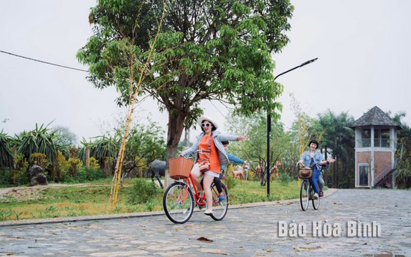 Hòa Bình: Huyện Lạc Thủy đẩy mạnh phát triển du lịch