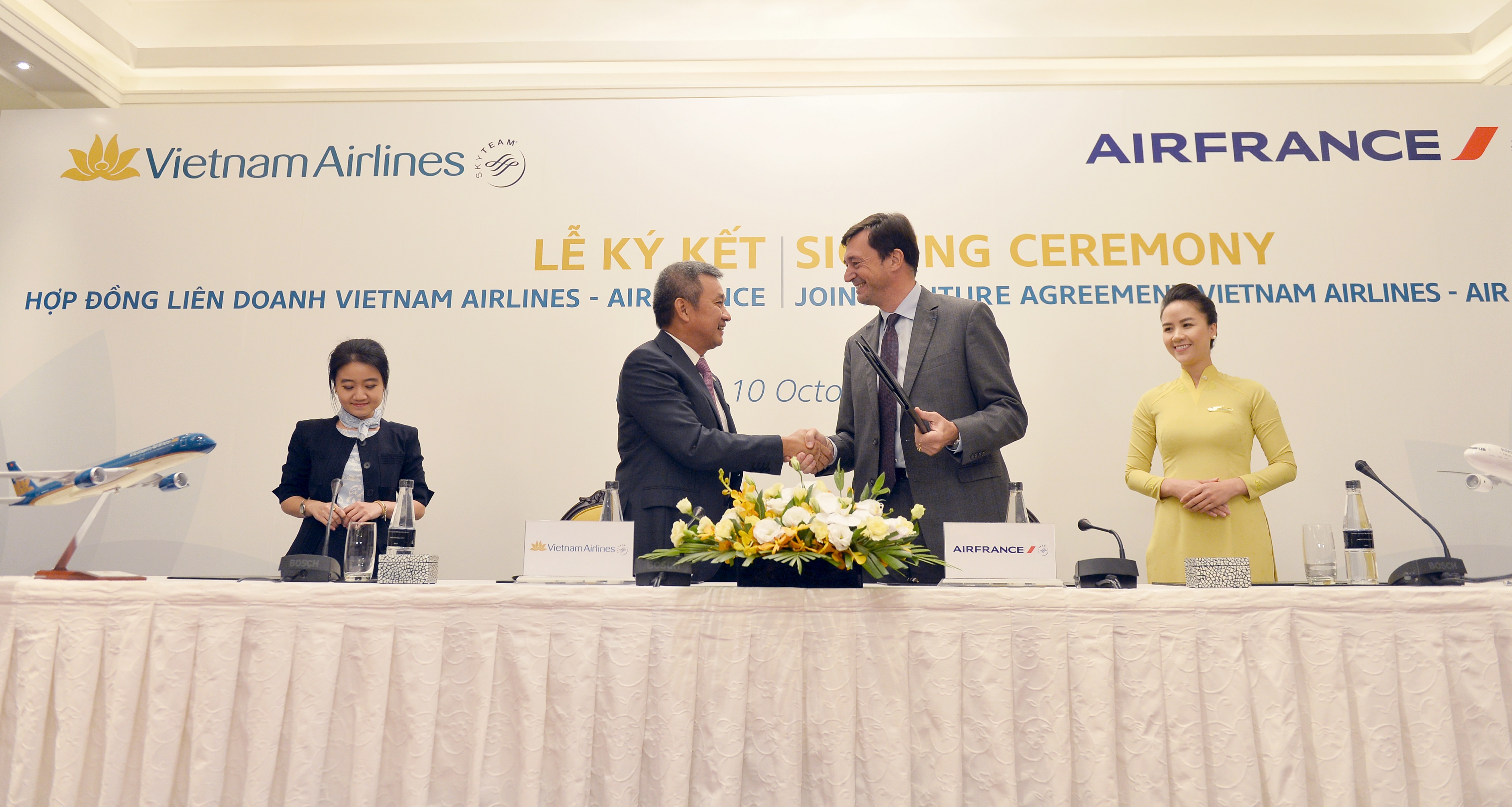 Vietnam Airlines và Air France ký kết Hợp đồng liên doanh hợp tác toàn diện