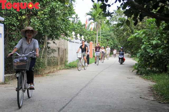 TT - Huế: Công nhận điểm du lịch đối với Nhà vườn Lương Quán - Nguyệt Biều