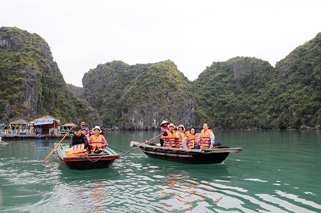 Quảng Ninh cải thiện đồng bộ môi trường du lịch